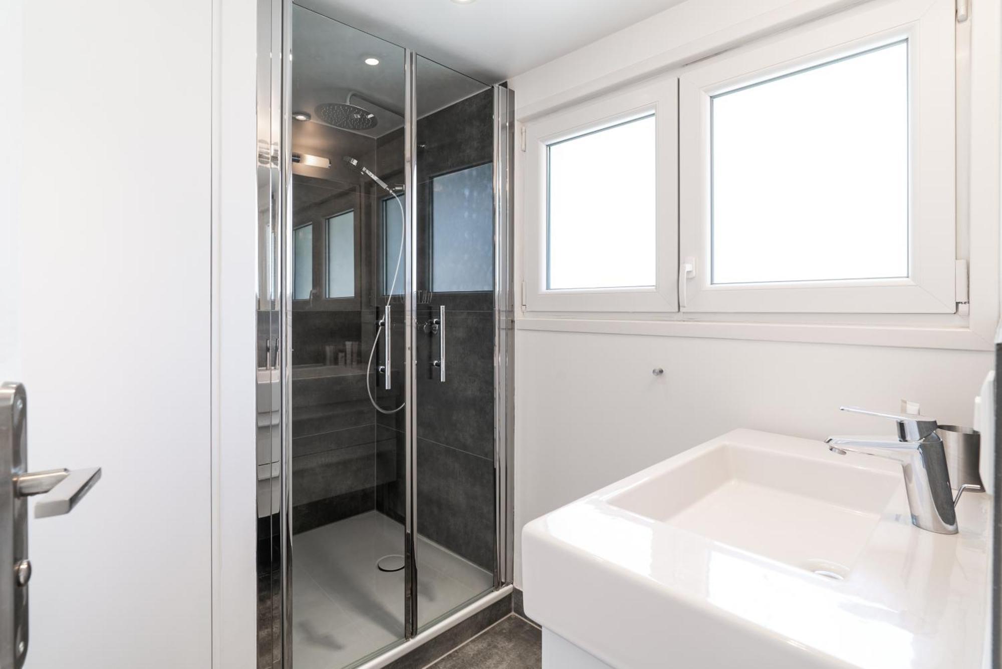 Haus Kirchplatz 4 By Zermatt Premium Apartments ภายนอก รูปภาพ