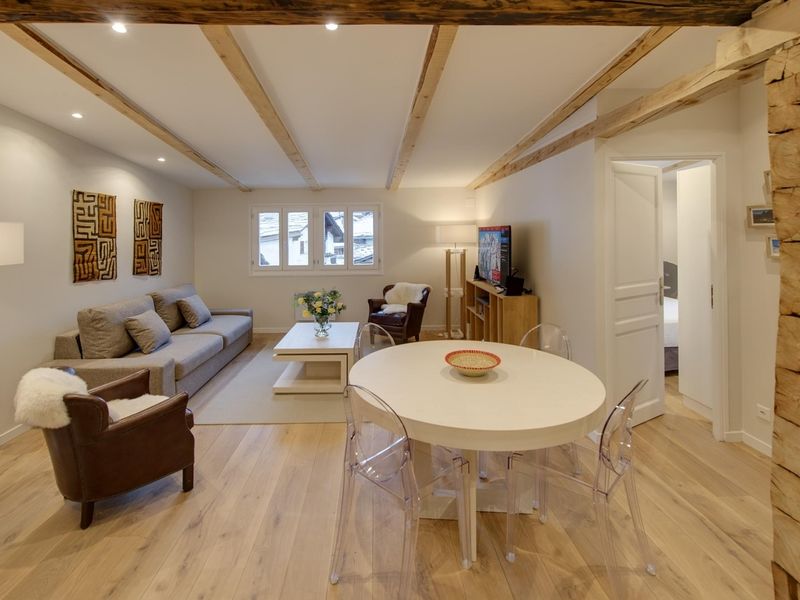 Haus Kirchplatz 4 By Zermatt Premium Apartments ภายนอก รูปภาพ